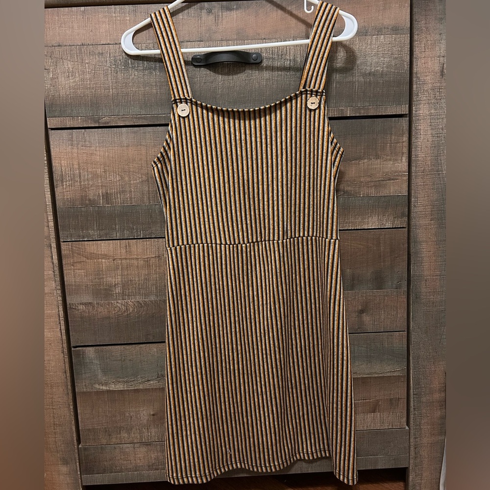 Women’s Dress | Caution to the Wind Medium